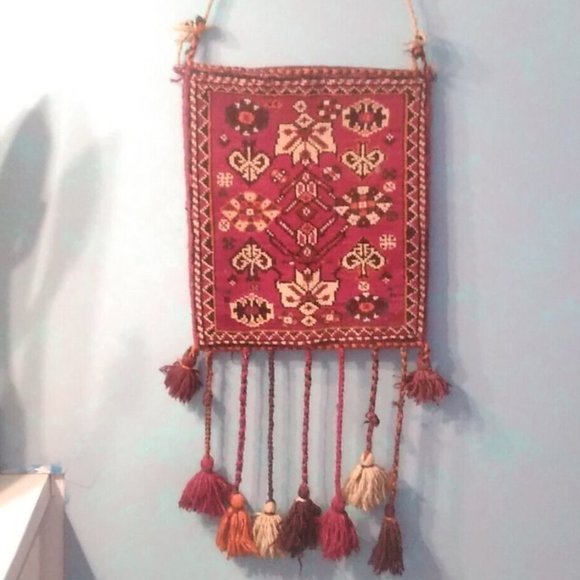MCM Wool Tribal Tassel Afghan Carpet/Salt Bag Boho Hippie Tapestry Wall Decor - Picture 1 of 6